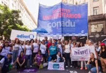 Universidades marchan con la CGT contra la reforma laboral