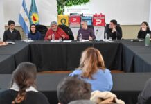 La Provincia impulsa una contrarreforma para proteger a trabajadores de plataformas