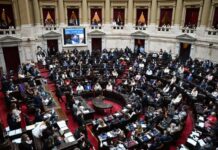 Gobierno define seis proyectos clave para extraordinarias