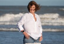 Abucheos y protestas marcaron la visita de Bullrich a Mar del Plata