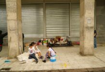 Más del 50% de los chicos es pobre en Argentina