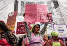 Cortes en todo el país por la quita del salario social