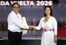 Perú: el balotaje se define voto a voto y crece la incertidumbre